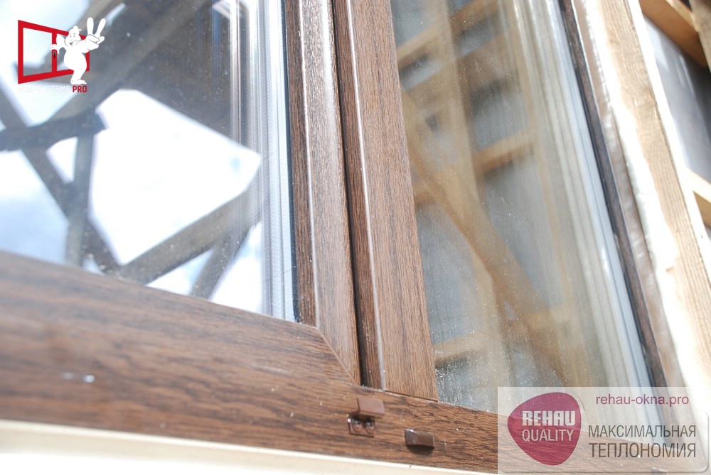 Окна Рехау и окосячка в брусовой дом в Истре